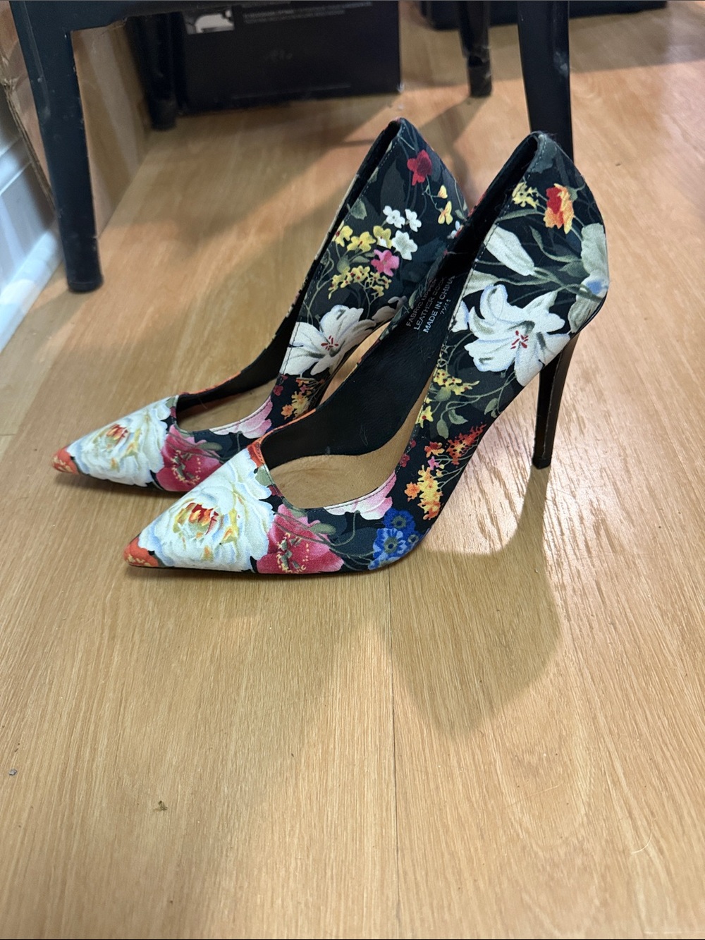 Halogen Black Floral Pointed-Toe Stiletto Heels
